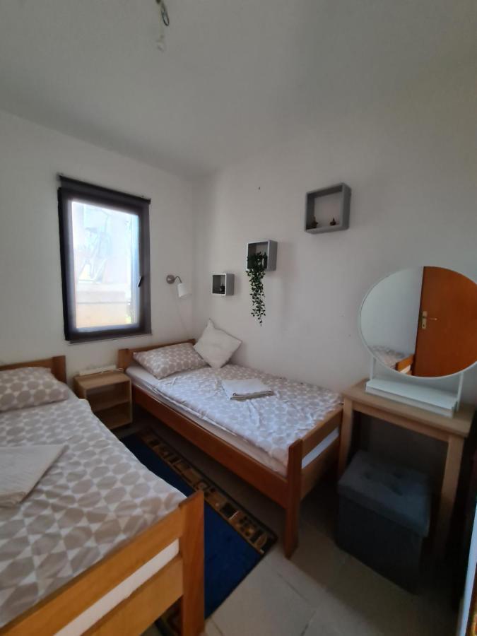 Apartmani Bellevue Vir Eksteriør billede